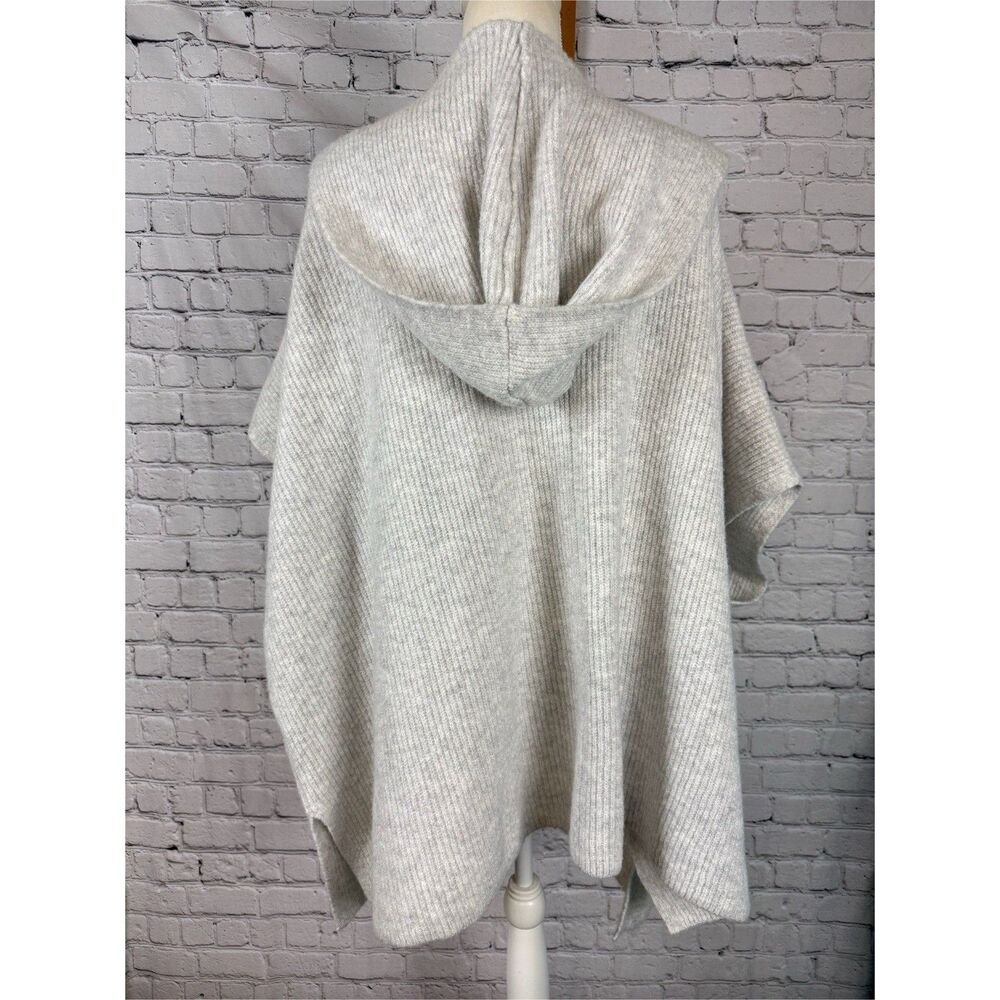 American Eagle Hoodie Open Front Knit Poncho Womens XS/S Gray Kimono Sleeve - Picture 9 of 15